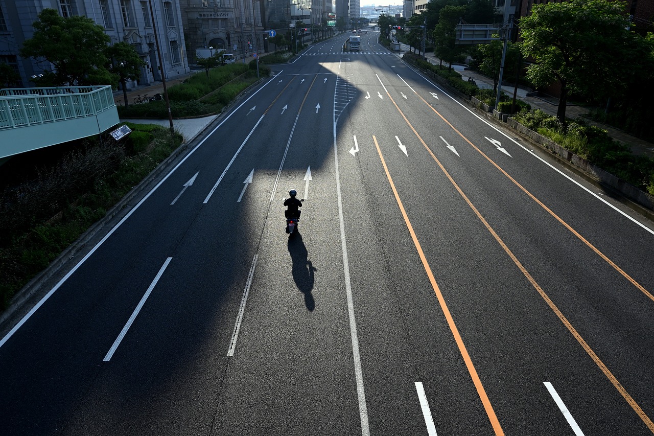 descubre el emocionante mundo de las motocicletas: desde modelos deportivos hasta cruisers, encuentra consejos sobre seguridad, mantenimiento y las mejores rutas para disfrutar de un apasionante viaje sobre dos ruedas.