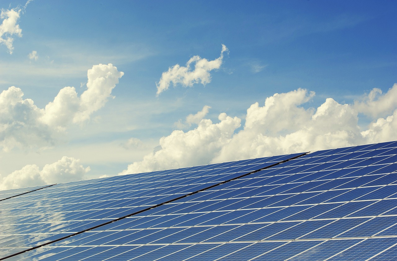 descubre cómo optimizar el uso de la energía en tu vida diaria. aprende sobre fuentes de energía sostenible, consejos para ahorrar y cómo contribuir al medio ambiente.