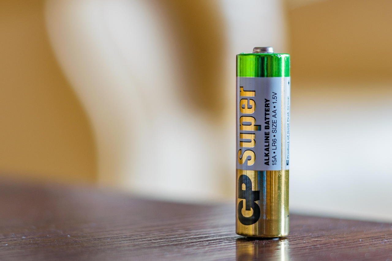 descubre todo lo que necesitas saber sobre el reemplazo de baterías para vehículos eléctricos: costos, procedimientos y consejos para maximizar la vida útil de tu batería.