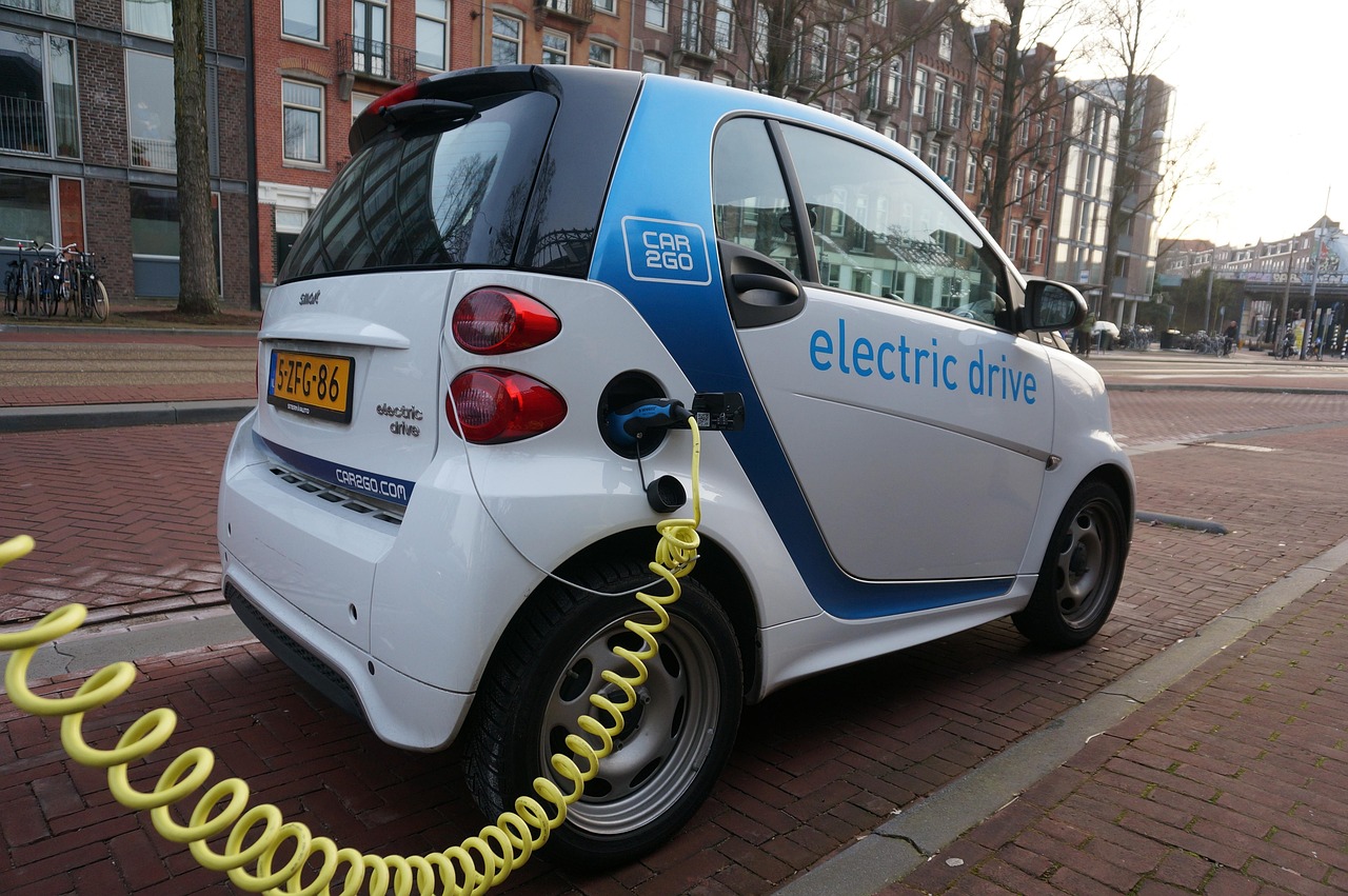 descubre cómo la movilidad sostenible contribuye a un futuro más limpio y eficiente, promoviendo el uso de tecnologías ecológicas y alternativas de transporte responsables.